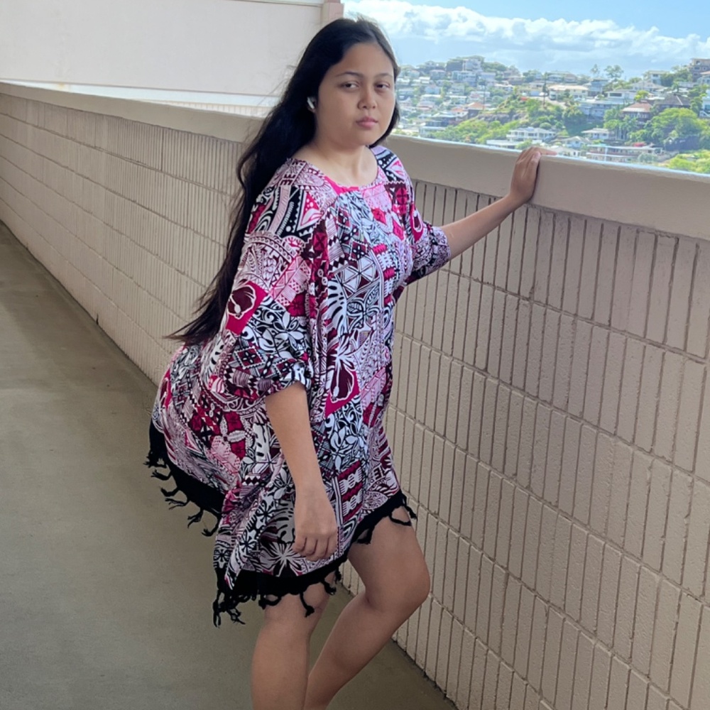 0070/ Red Black Colorful Poncho With Fringe , Loose Top - Picture 3 of 11